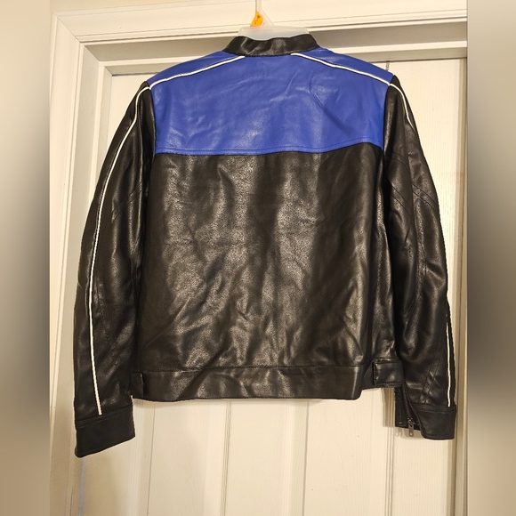 NWT Blue and Black Jacket. Size:XS. - Picture 2 of 10
